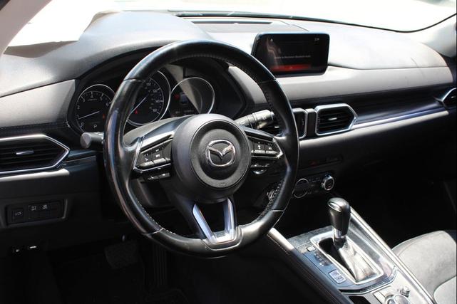 Photo of 2018 Sonic Silver Metallic Mazda CX-5