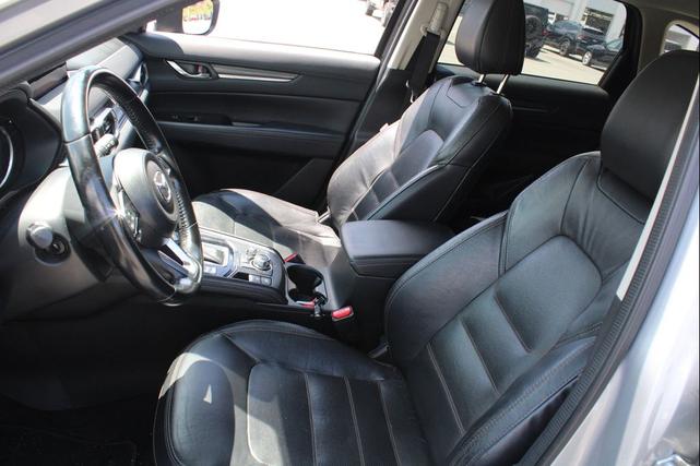 Photo of 2018 Sonic Silver Metallic Mazda CX-5