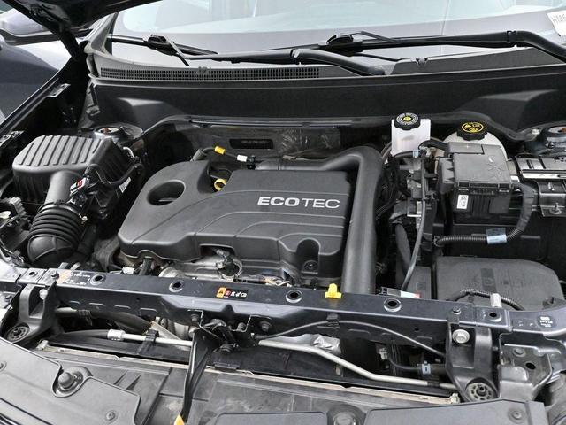 Photo of 2022 Iron Gray Metallic Chevrolet Equinox