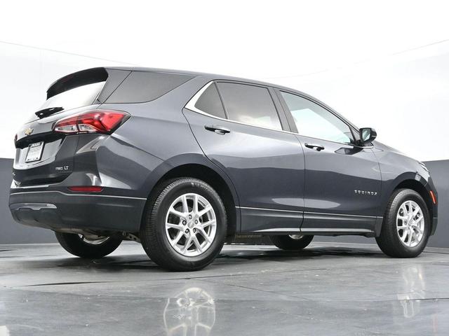 Photo of 2022 Iron Gray Metallic Chevrolet Equinox