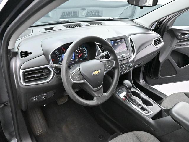 Photo of 2022 Iron Gray Metallic Chevrolet Equinox