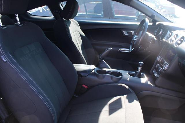 Photo of 2019  Ford Mustang