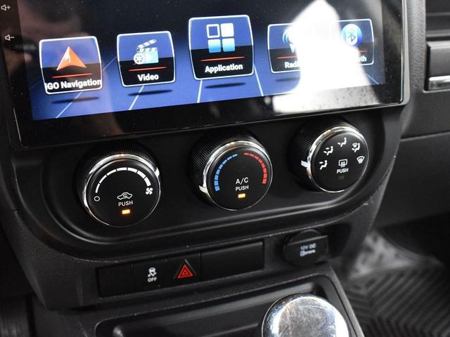 Photo of 2016 Black Clearcoat Jeep Patriot
