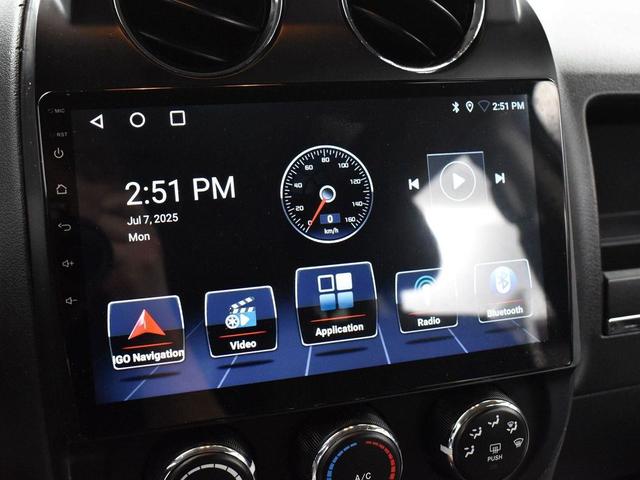 Photo of 2016 Black Clearcoat Jeep Patriot