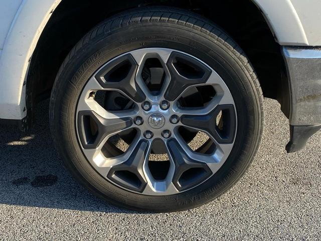 Photo of 2019 Ivory White RAM 1500