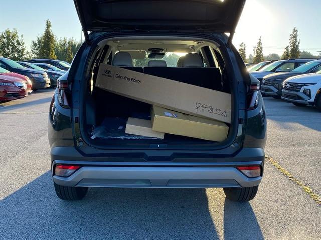 Photo of 2026 Green Hyundai TUCSON