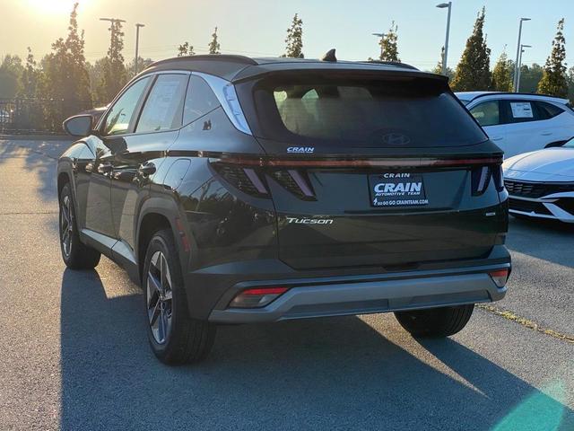 Photo of 2026 Green Hyundai TUCSON