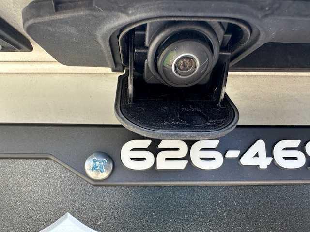 Photo of 2019 White Mercedes-Benz GLC 300