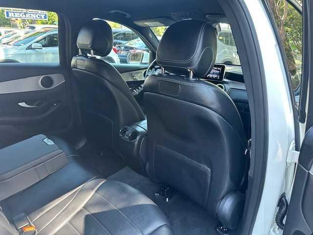Photo of 2019 White Mercedes-Benz GLC 300