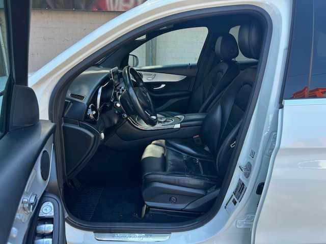 Photo of 2019 White Mercedes-Benz GLC 300