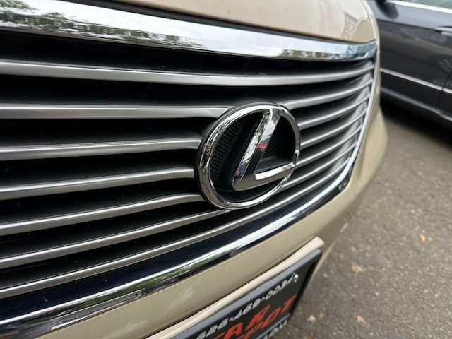 Photo of 2007 Champagne Lexus LS 460