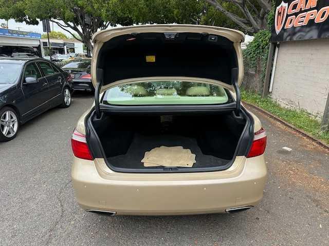Photo of 2007 Champagne Lexus LS 460