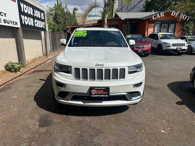 Photo of 2016 White Jeep Grand Cherokee