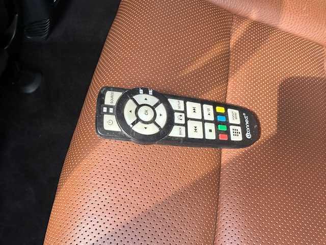 Photo of 2016 White Jeep Grand Cherokee