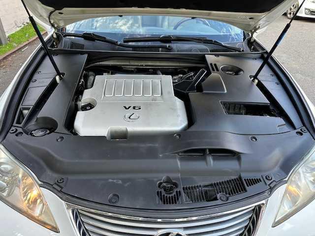 Photo of 2007 White Lexus ES 350