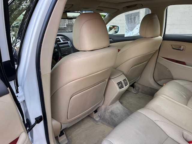 Photo of 2007 White Lexus ES 350