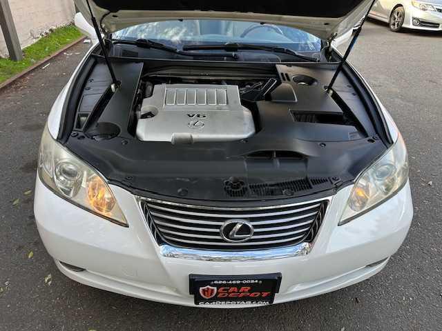 Photo of 2007 White Lexus ES 350