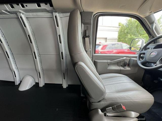 Photo of 2025 Summit White GMC Savana 2500