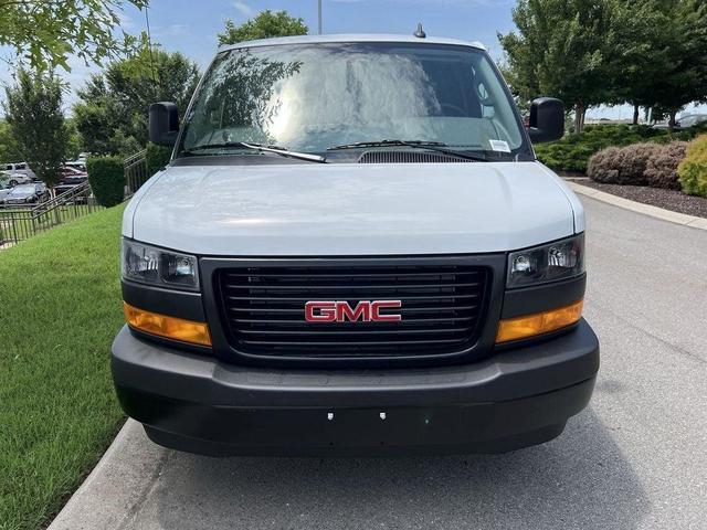 Photo of 2025 Summit White GMC Savana 2500