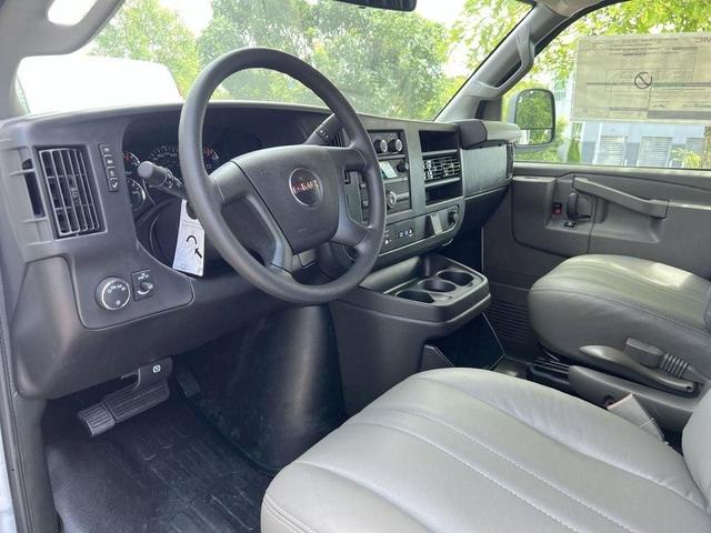 Photo of 2025 Summit White GMC Savana 2500