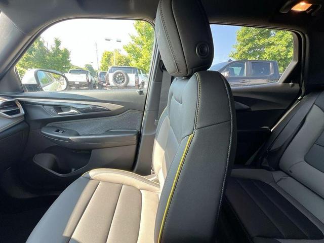 Photo of 2026 Green Chevrolet Trailblazer