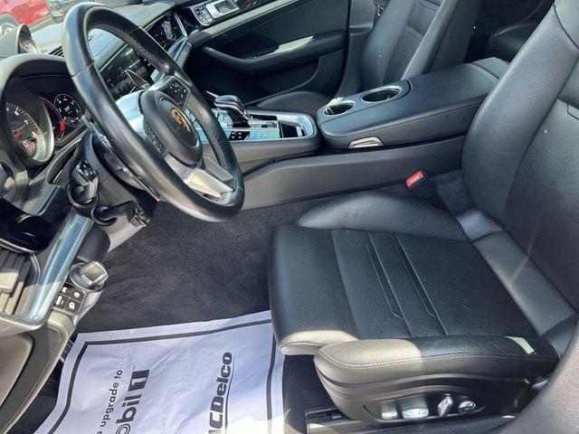 Photo of 2018 Jet Black Metallic Porsche Panamera