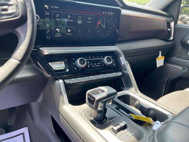 Photo of 2023 Onyx Black GMC Sierra 1500