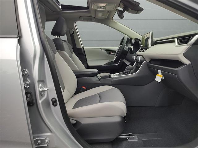 Photo of 2025 Silver Sky Metallic Toyota RAV4 Hybrid