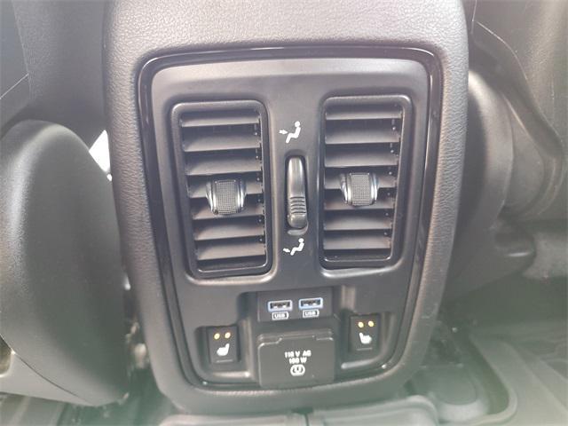 Photo of 2021 In-Violet Clearcoat Dodge Durango