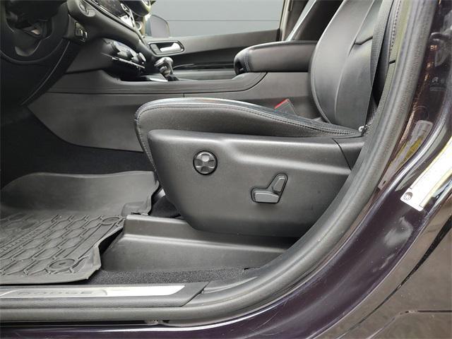 Photo of 2021 In-Violet Clearcoat Dodge Durango