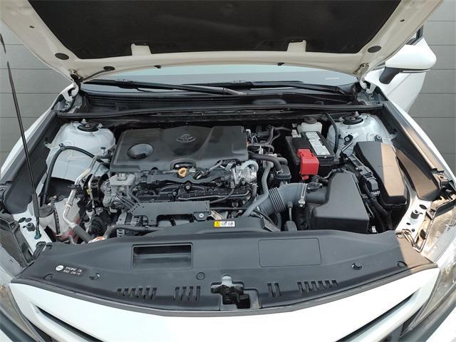 Photo of 2022 White Toyota Camry