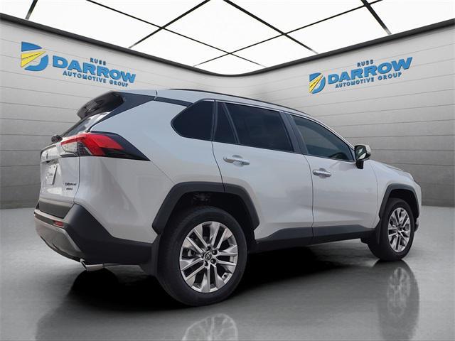 Photo of 2025 Wind Chill Pearl Toyota RAV4