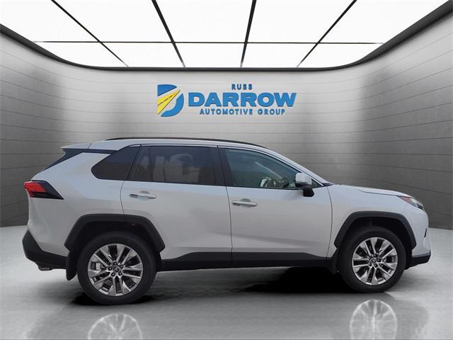 Photo of 2025 Wind Chill Pearl Toyota RAV4