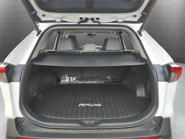 Photo of 2025 Wind Chill Pearl Toyota RAV4