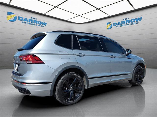 Photo of 2023 Pyrite Silver Metallic Volkswagen Tiguan