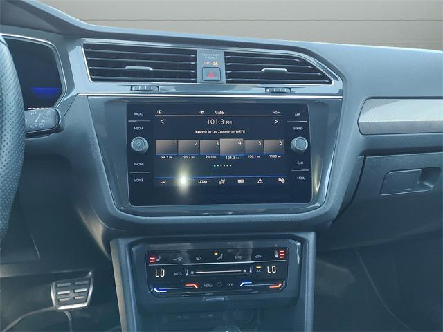 Photo of 2023 Pyrite Silver Metallic Volkswagen Tiguan
