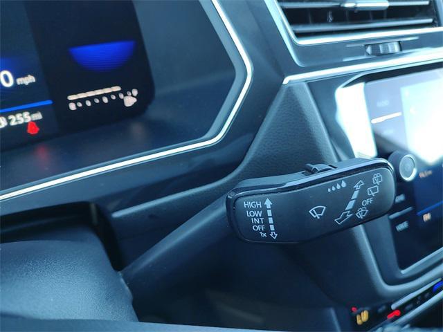 Photo of 2023 Pyrite Silver Metallic Volkswagen Tiguan