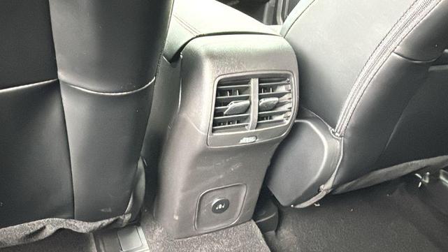 Photo of 2025 Carbonized Gray Metallic Ford Escape