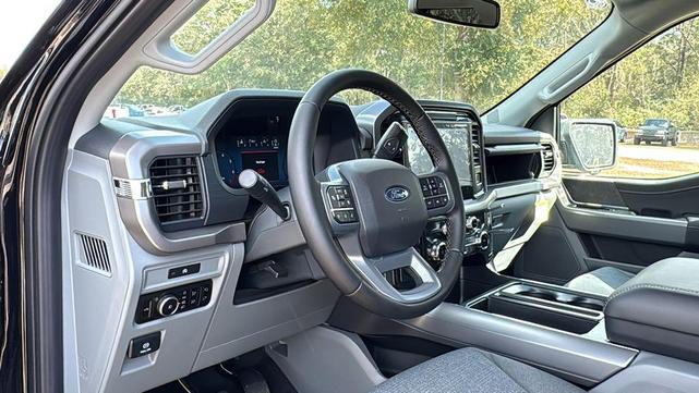 Photo of 2025 Agate Black Metallic Ford F-150