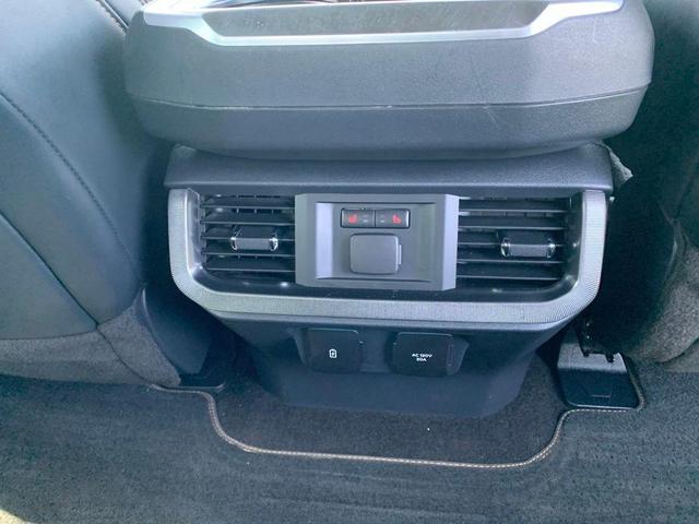 Photo of 2022 Star White Ford F-150
