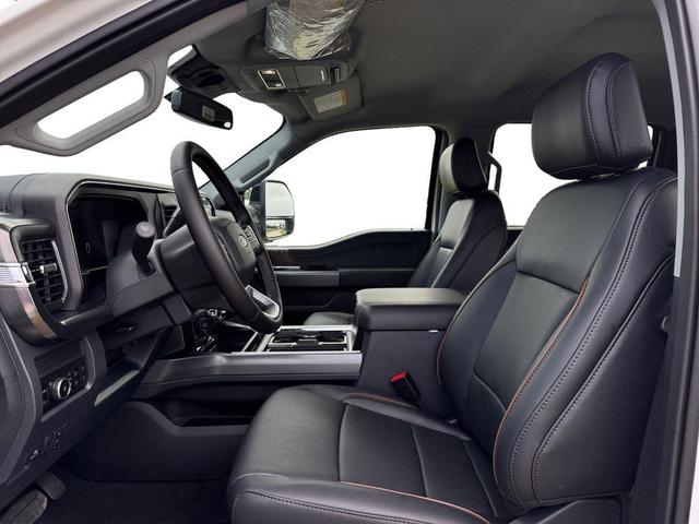 Photo of 2025 Star White Ford F-350
