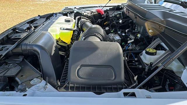 Photo of 2025 Oxford White Ford F-150