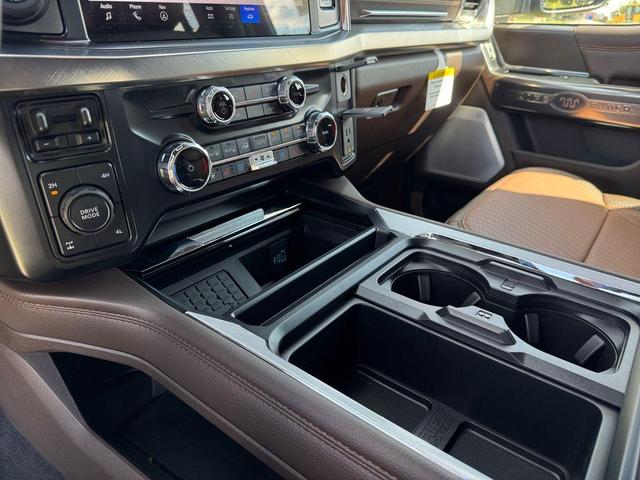 Photo of 2025 Agate Black Metallic Ford F-250