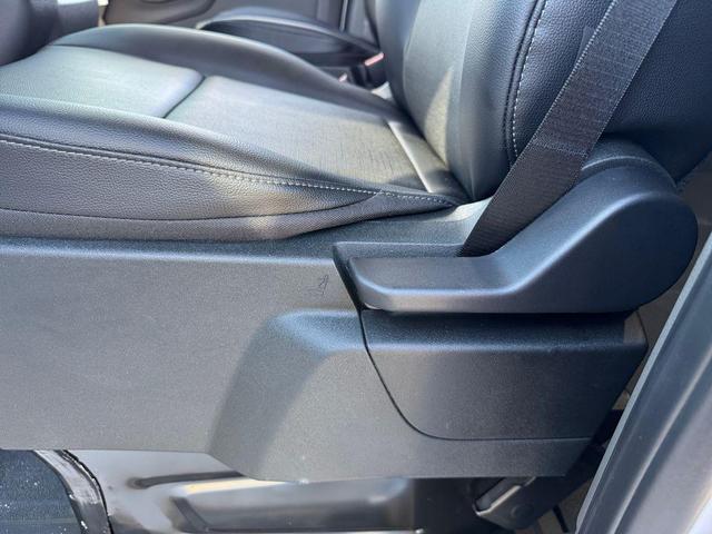 Photo of 2025 Oxford White Ford Transit-250