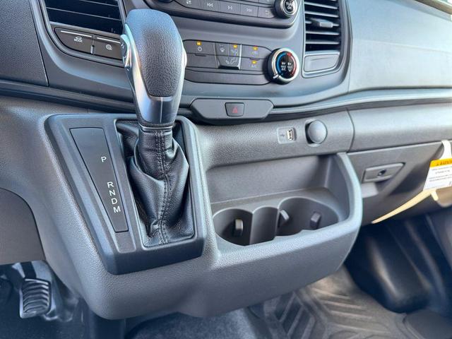 Photo of 2025 Oxford White Ford Transit-250