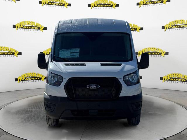 Photo of 2025 Oxford White Ford Transit-250