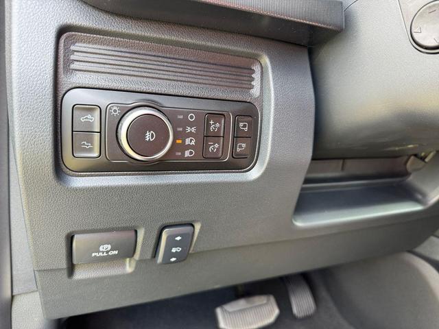Photo of 2025 Agate Black Metallic Ford F-250