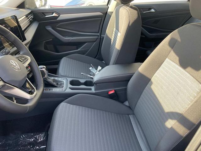 Photo of 2025 Deep Black Pearl Volkswagen Jetta