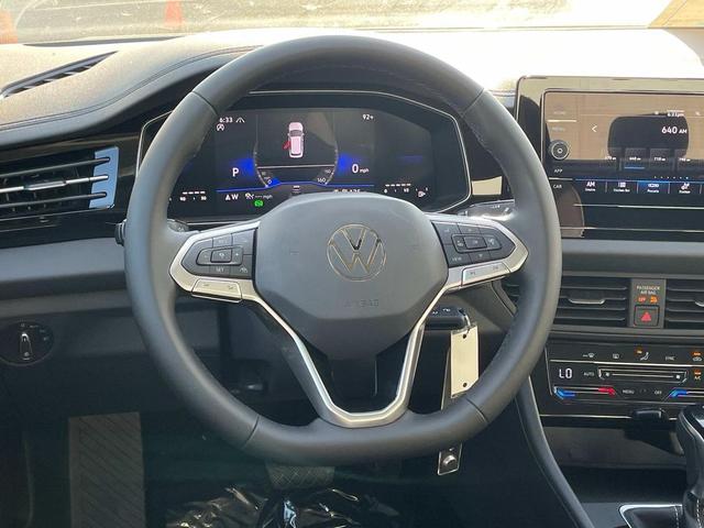 Photo of 2025 Deep Black Pearl Volkswagen Jetta