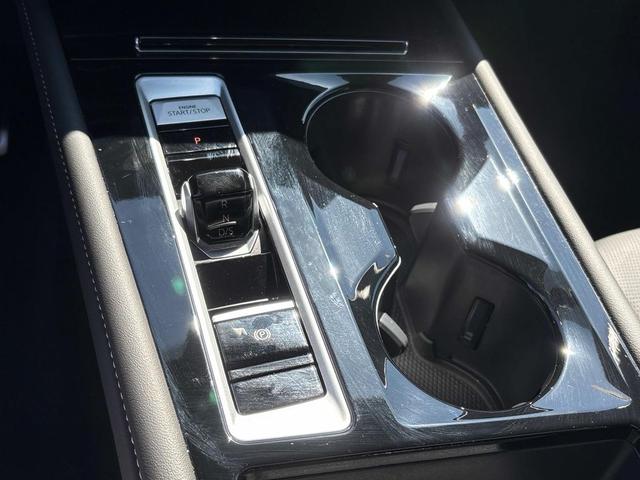 Photo of 2025 Gray Volkswagen Atlas